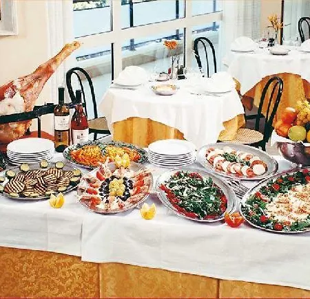 Reve Hotel