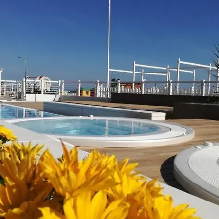 Hotel Reve Cattolica
