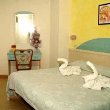 Hotel Reve 3*