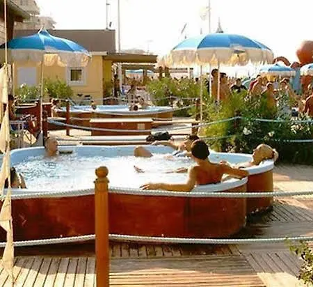Hotel Reve