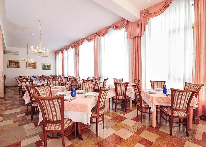 호텔 Reve 카톨리카